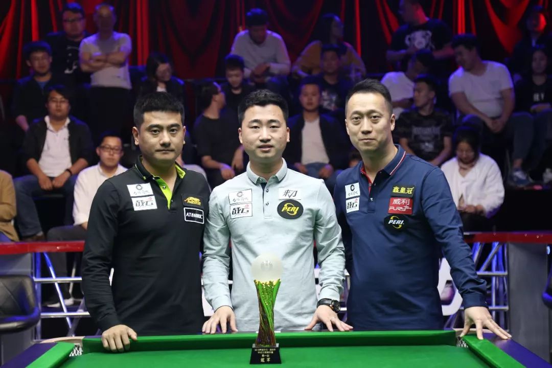 中卫成疑&右路换血，国足今夜迎来命运之战！足球报.