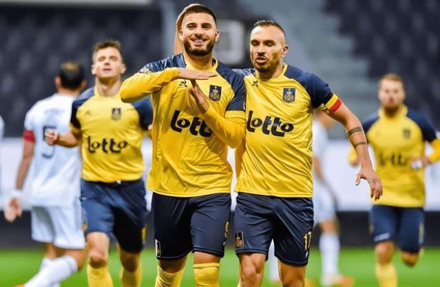 体与粉丝互 体与粉丝互